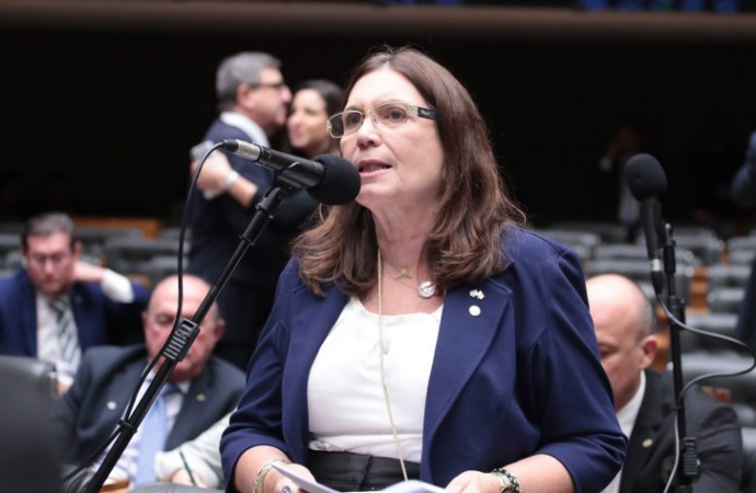 Câmara aprova projeto que classifica crimes sexuais contra vulneráveis como hediondos e inafiançáveis