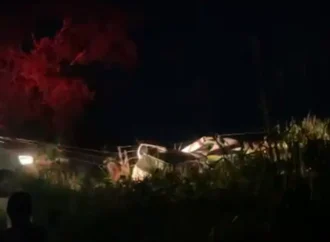 Homem morre após pisar em fio de alta tensão de poste derrubado, em Jacaraú