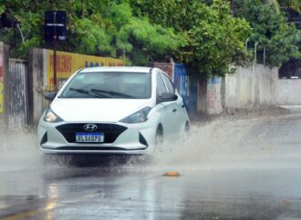 Quase 100 cidades da Paraíba estão em alerta de chuvas intensas até a noite deste sábado