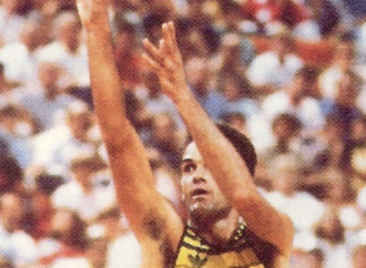 Morre Oscar Schmidt, maior jogador da história do basquete brasileiro