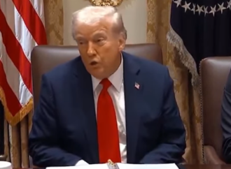 Trump diz que desistiu de pedágio de 20% em Ormuz e mira acordos comerciais