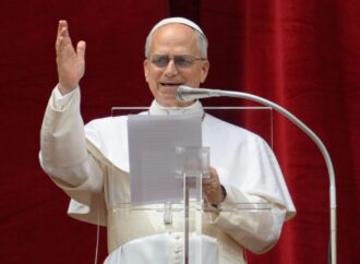 Papa: estou na África para encorajar católicos, não debater com Trump