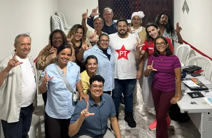 PT de Campina Grande se antecipa e declara apoio a João e Veneziano para o Senado