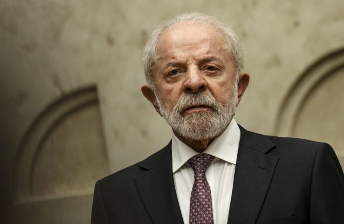 Guerra no Irã é ‘maluquice’, diz Lula em discurso na Alemanha