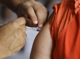 Prefeitura de João Pessoa orienta sobre vacinação contra o HPV e inclui novo grupo prioritário para prevenção