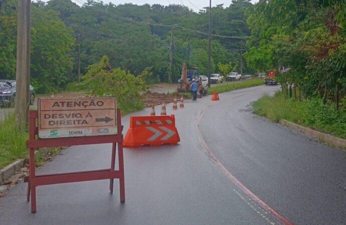 Chuva: Ladeira do Timbó é interditada no sentido Centro/bairro