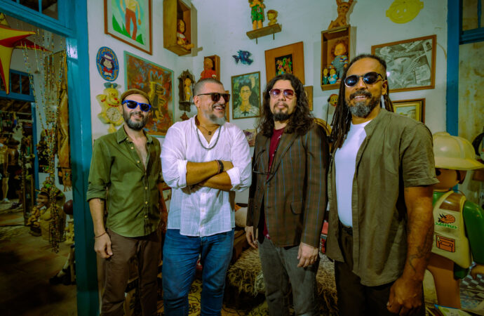 Seu Pereira e Coletivo 401 se envolve em acidente a caminho de show em Fortaleza