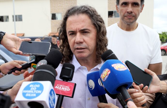 Veneziano Vital do Rêgo anuncia nome para a sua 1ª suplência
