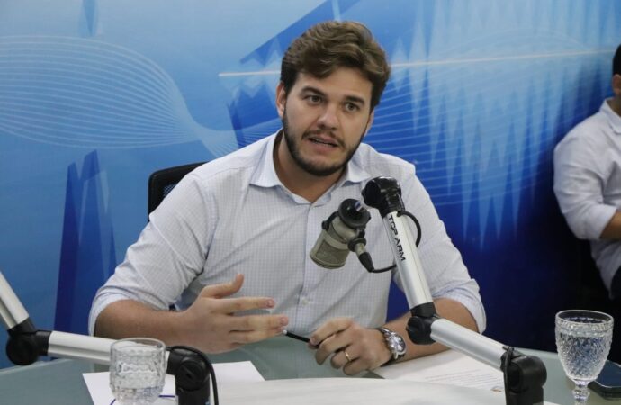 Bruno Cunha Lima afasta especulações sobre mudança de rota no apoio a Efraim: “Cada vez mais convicto”