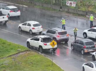 Chuvas intensas provocam 15 colisões traseiras em João Pessoa, alerta Semob-JP