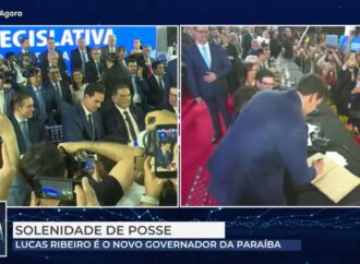 Lucas Ribeiro toma posse como governador da Paraíba; confira