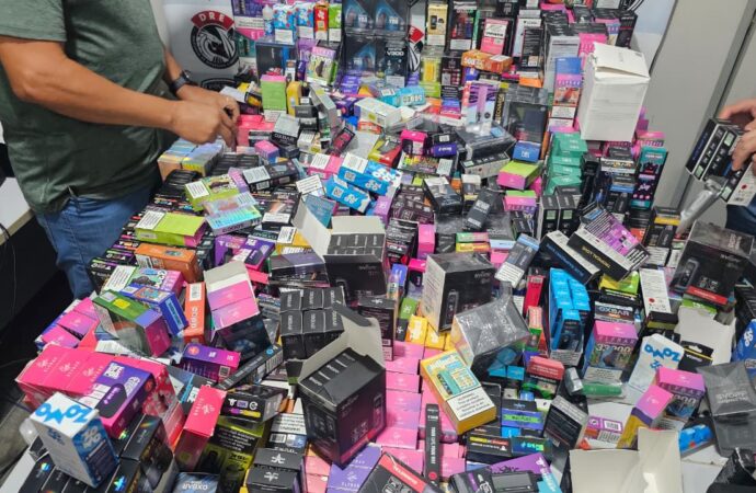 Quase dois mil ‘vapes’ são apreendidos, em Campina Grande