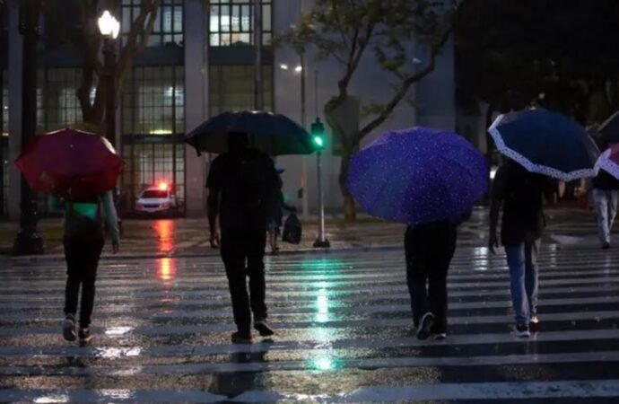 Paraíba tem alerta de chuvas intensas para 31 cidades neste sábado