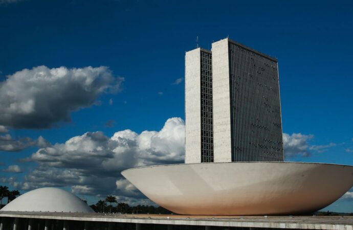 Saiba como votaram os paraibanos na derrubada do veto ao PL da Dosimetria