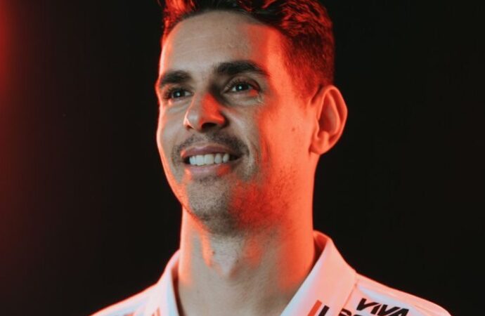 Aposentado, Oscar abre jogo sobre problema de saúde e saída do São Paulo