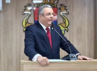 Sogra de prefeito afastado é apontada como elo com facção em esquema milionário em Cabedelo