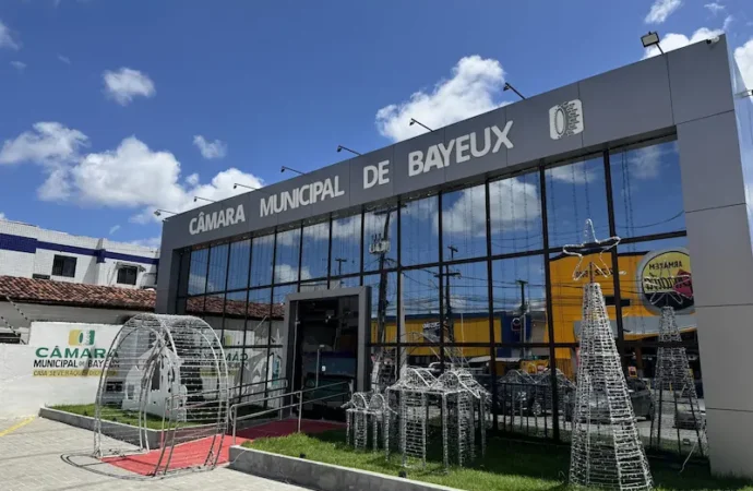 Servidores repassavam até R$ 800 de salário em esquema de ‘rachadinha’ na Câmara de Bayeux