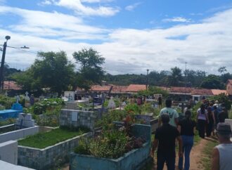 Idosa encontrada morta após desaparecer em Bayeux é enterrada