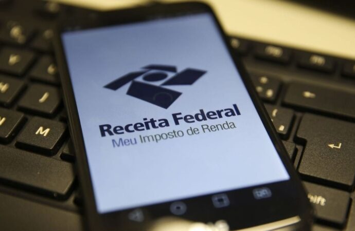 Imposto de Renda 2026: mais de 260 mil contribuintes caem na malha fina por divergências de dados