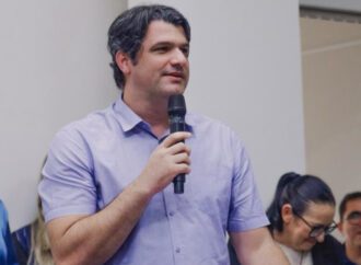 Léo Bezerra diz que decisão sobre apoio para o Senado será tomada na hora certa