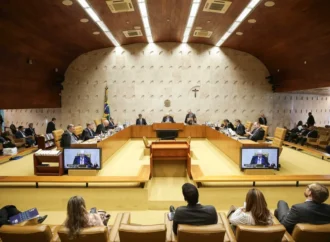 Deputado aciona Justiça para barrar licitação do STF sobre monitoramento de redes sociais