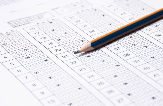 Paraíba tem 173 vagas em concursos públicos com salários de até R$ 4,7 mil; saiba mais