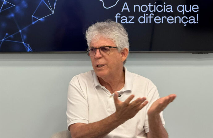 Ricardo Coutinho rebate João Azevêdo: “Mentiu novamente”