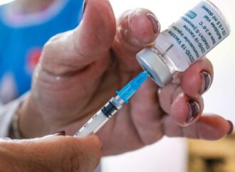 Paraíba recebe mais de 56 mil doses da vacina contra a covid-19