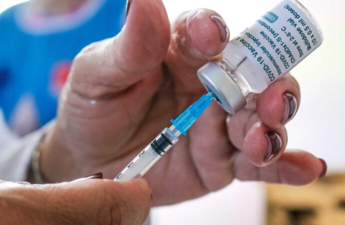Paraíba recebe mais de 56 mil doses da vacina contra a covid-19