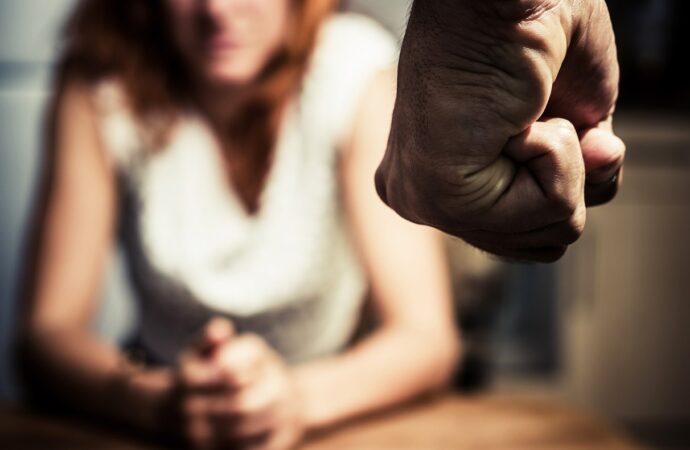 Lei na Paraíba obriga agressores a ressarcirem gastos com vítimas de violência doméstica