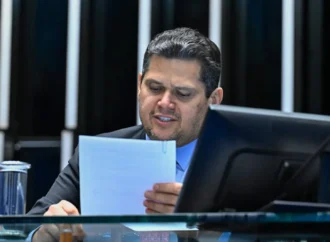 Alcolumbre promulga dosimetria, que reduz penas do 8/1 com benefício a Bolsonaro