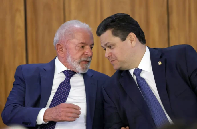 Congresso envia dosimetria para Lula, mas promulgação deve ficar com Alcolumbre