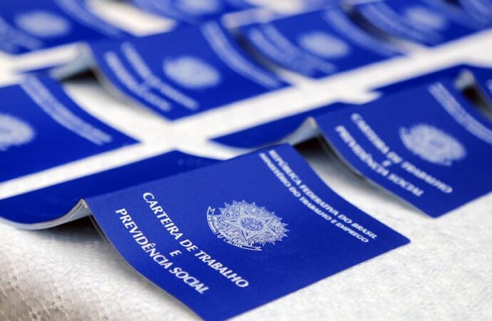 Escala 6×1: comissão especial aprova texto-base de PEC que reduz jornada de trabalho