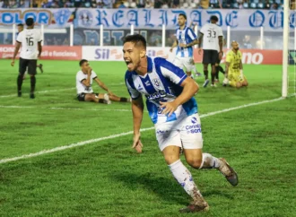Botafogo-PB abre 2 a 0, mas leva virada do Paysandu e sofre terceira derrota seguida na Série C