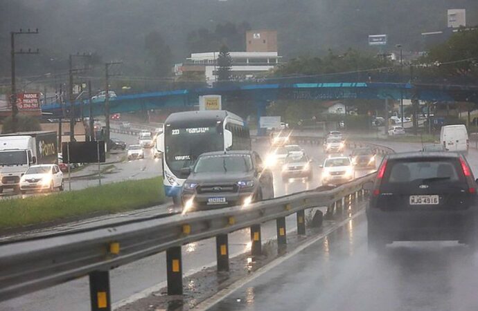 Paraíba tem alerta de acumulado de chuvas para os 223 municípios neste sábado