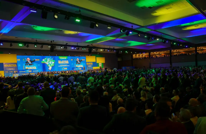 Gestores paraibanos participam da Marcha dos Prefeitos em Brasília em busca de mais recursos