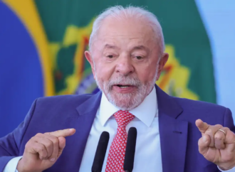 Lula cobra respeito e rejeita interferência dos EUA
