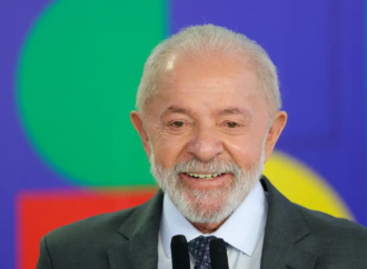 Lula pede que seleção jogue com ‘alma’ na estreia contra o Marrocos na Copa
