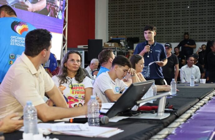 Governador Lucas Ribeiro destina mais de R$ 136 milhões para Vale do Piancó durante plenária do ODE em Itaporanga