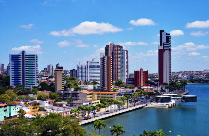 o que abre e o que fecha em Campina Grande