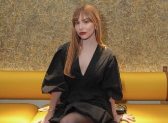 Bruna Furlan de Nóbrega vence o câncer e emociona ao tocar sino em hospital