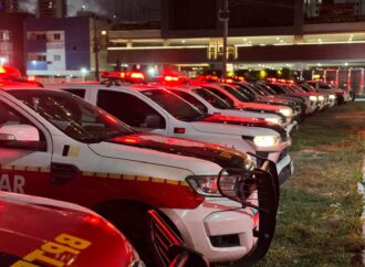 Polícia prende suspeito armado após carro incendiado na Zona Sul de João Pessoa