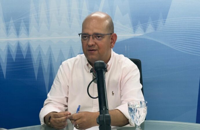 Bruno Farias veta apoio a João Azevêdo ao Senado e reforça aliança com Veneziano