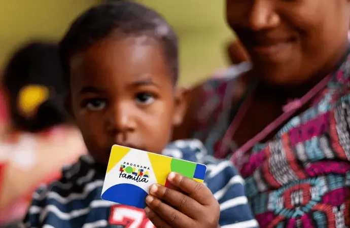 Caixa paga Bolsa Família a beneficiários com NIS de final 3