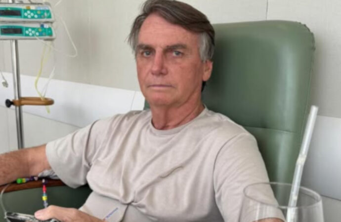 Bolsonaro pede ao STF para ir se consultar com a nora dentista