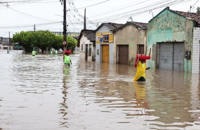 Inmet renova alerta de chuvas intensas para quase 100 cidades da Paraíba