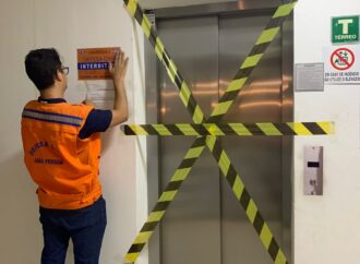 Elevadores de condomínio onde mulher ficou paraplégica são interditados, em João Pessoa