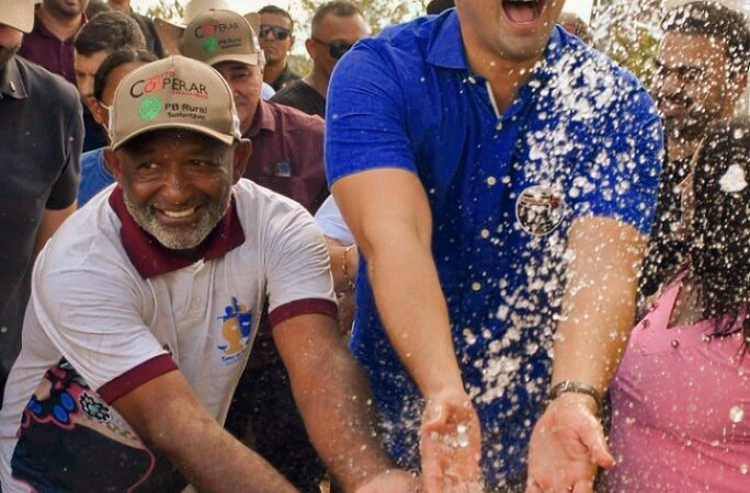 Governador Lucas Ribeiro entrega abastecimento d’água em comunidade quilombola e autoriza novas obras no Sertão