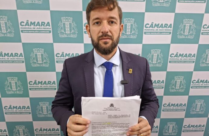 Câmara de João Pessoa derruba veto a projeto que institui intervalo bíblico nas escolas