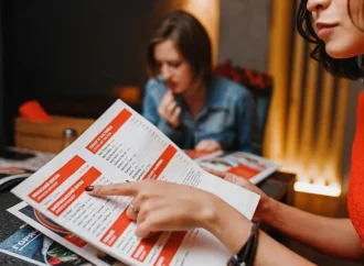 Lei determina que estabelecimentos disponibilizem cardápios em pictogramas para pessoas com TEA na Paraíba